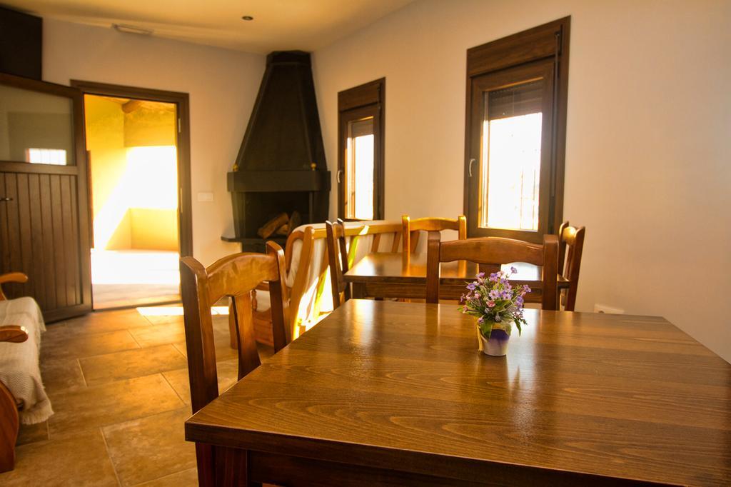 Casa Codeta Guest House La Almunia de San Juan Екстериор снимка